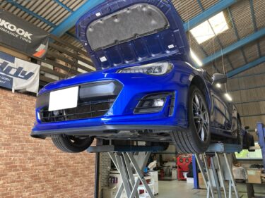 世の中的には皆さん連休に突入したようで、オイル交換や冷却水交換のどのメンテナンスありがとうございます。