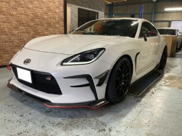 本日はGR86のキャリパーオーバーホール。