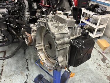 今回のTTの作業の本命はLSDの装着です。